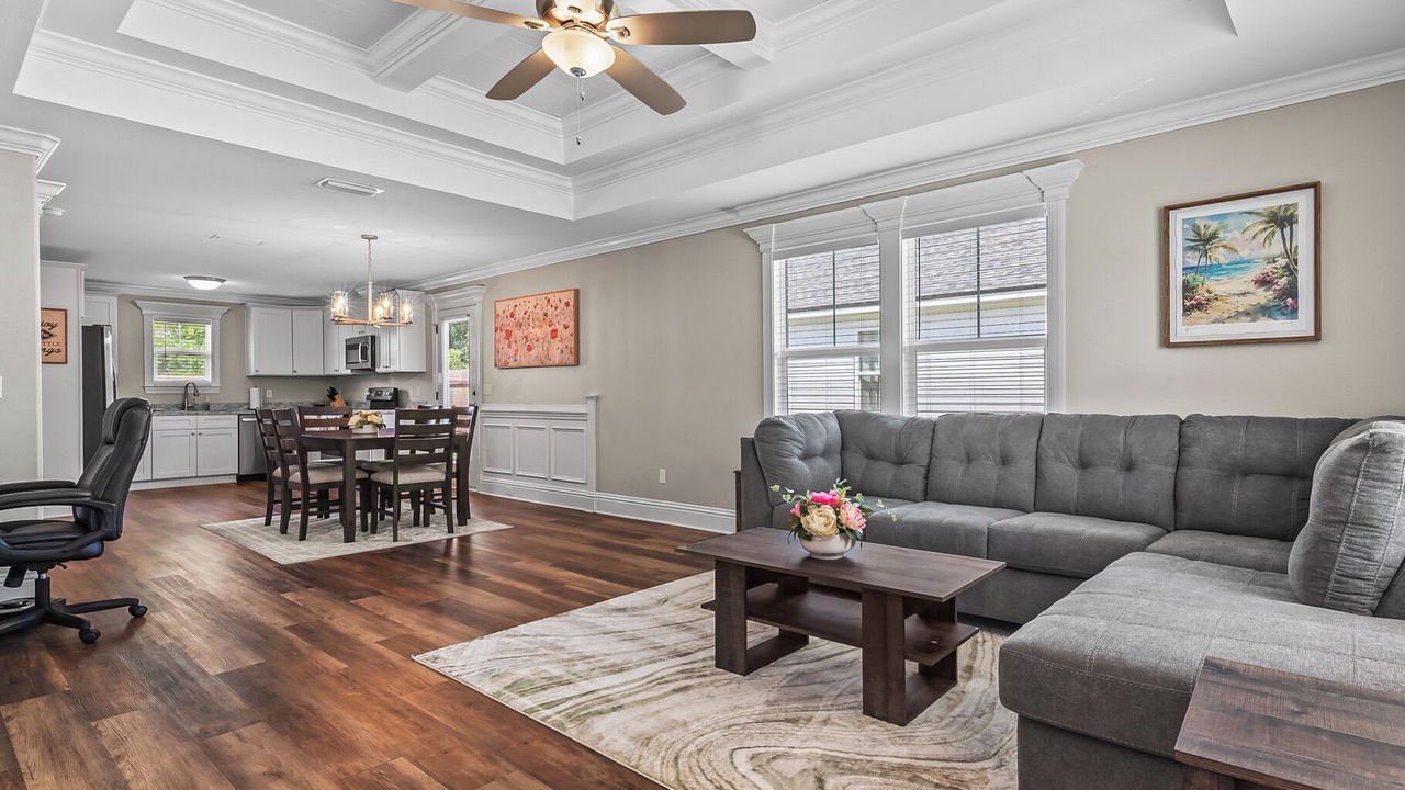 Photo of Livingroom in Crawfordville