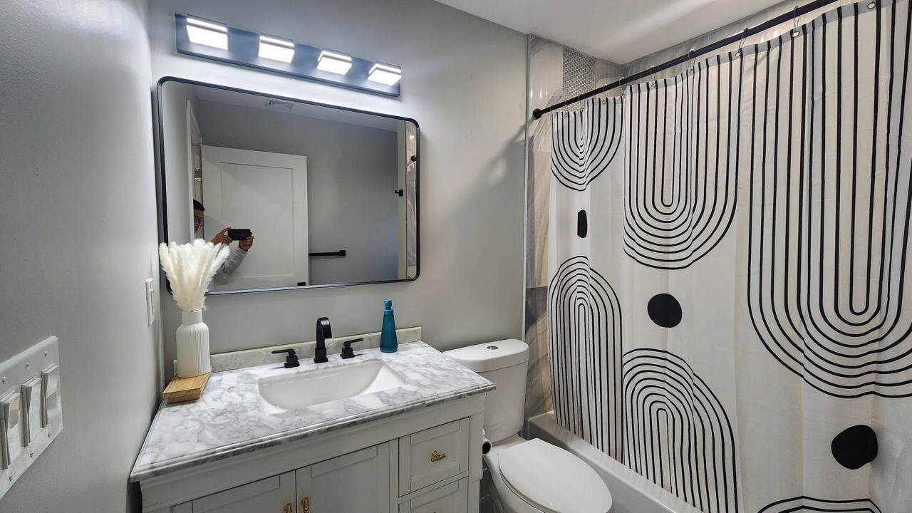 Photo of Bathroom in Arlington