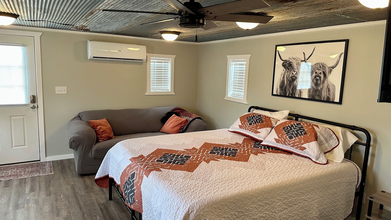 Photo of Bedroom in Farmers Retreat
