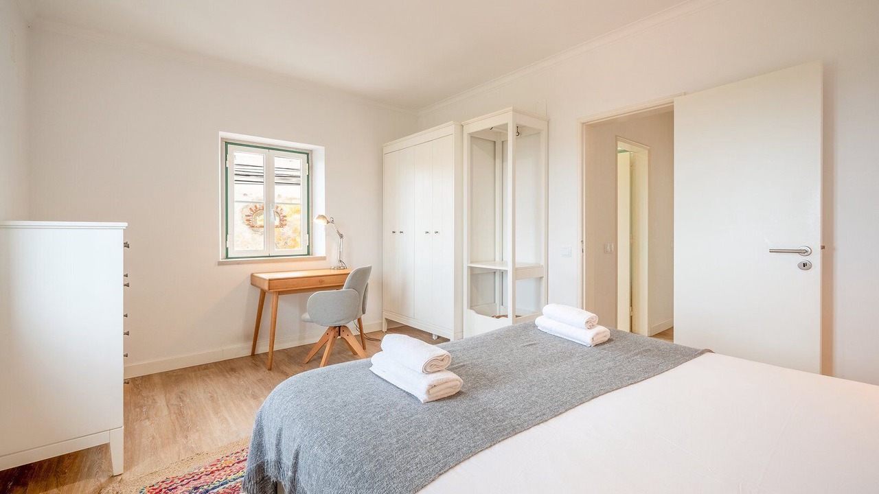 Photo of Bedroom in Almocageme