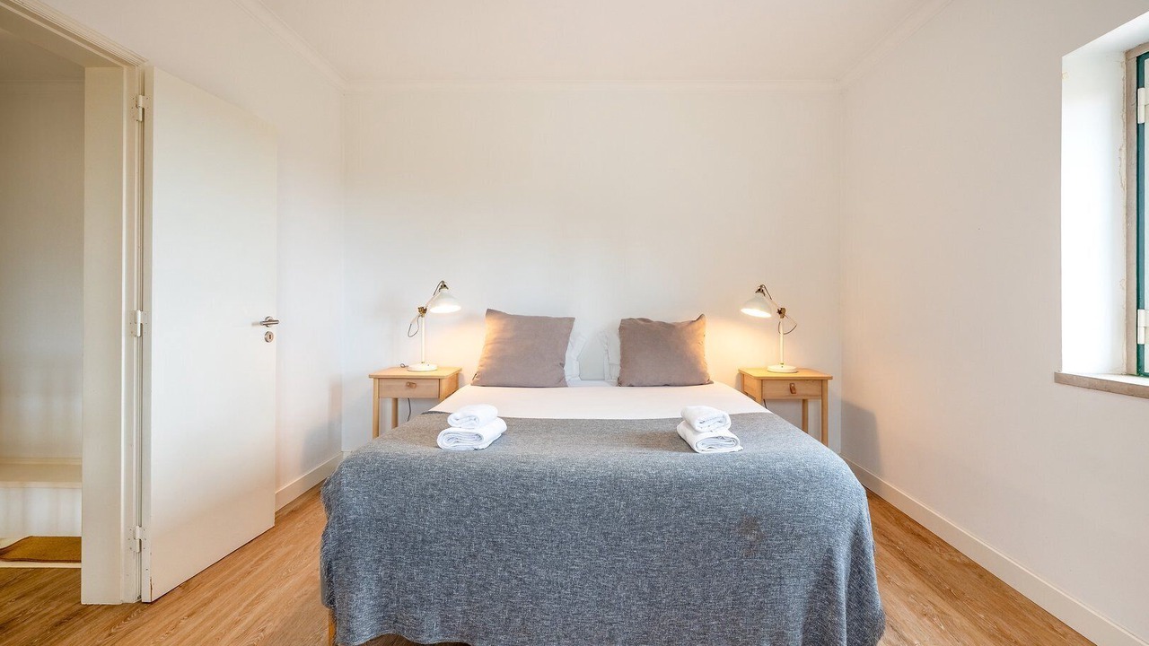 Photo of Bedroom in Almocageme