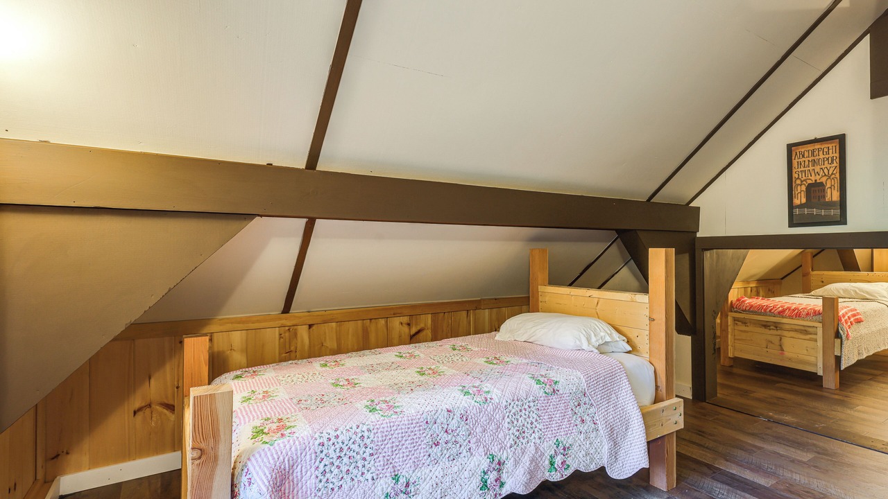 Photo of Bedroom in North River