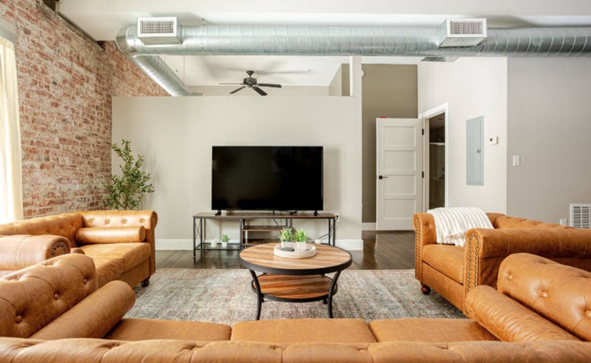 Photo of Livingroom in Wholesale District