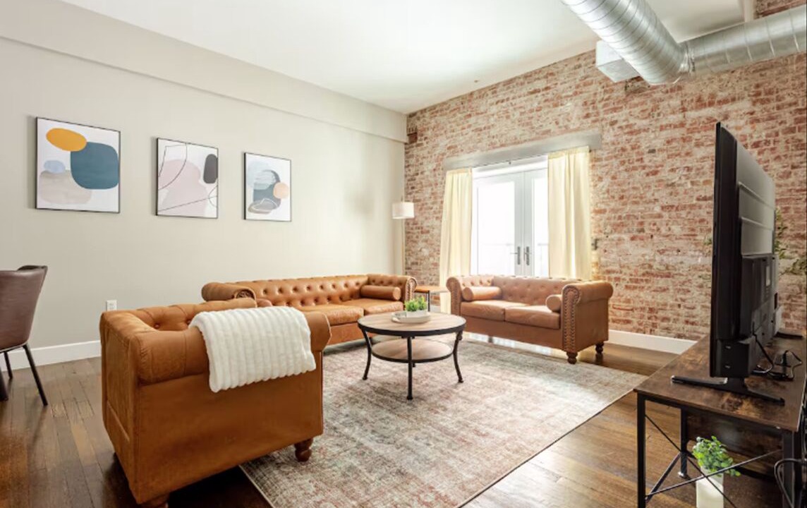 Photo of Livingroom in Wholesale District