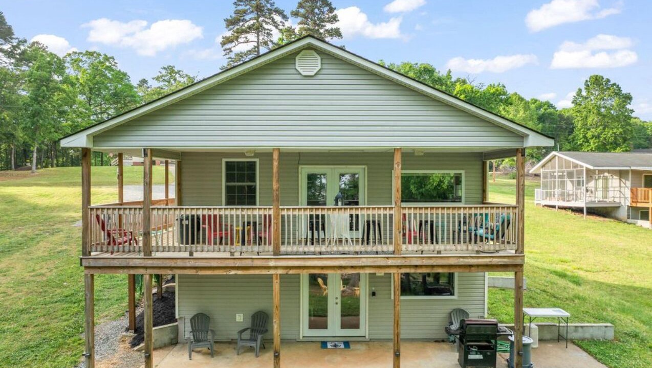 Photo of Outdoor in Clarksville