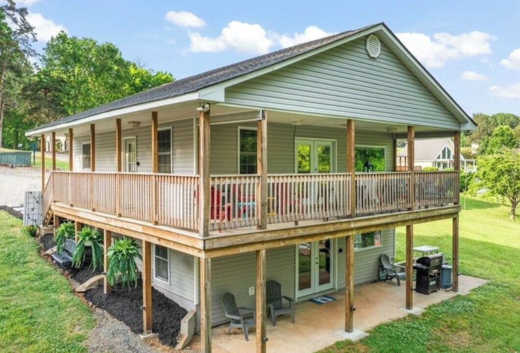 Photo of Outdoor in Clarksville