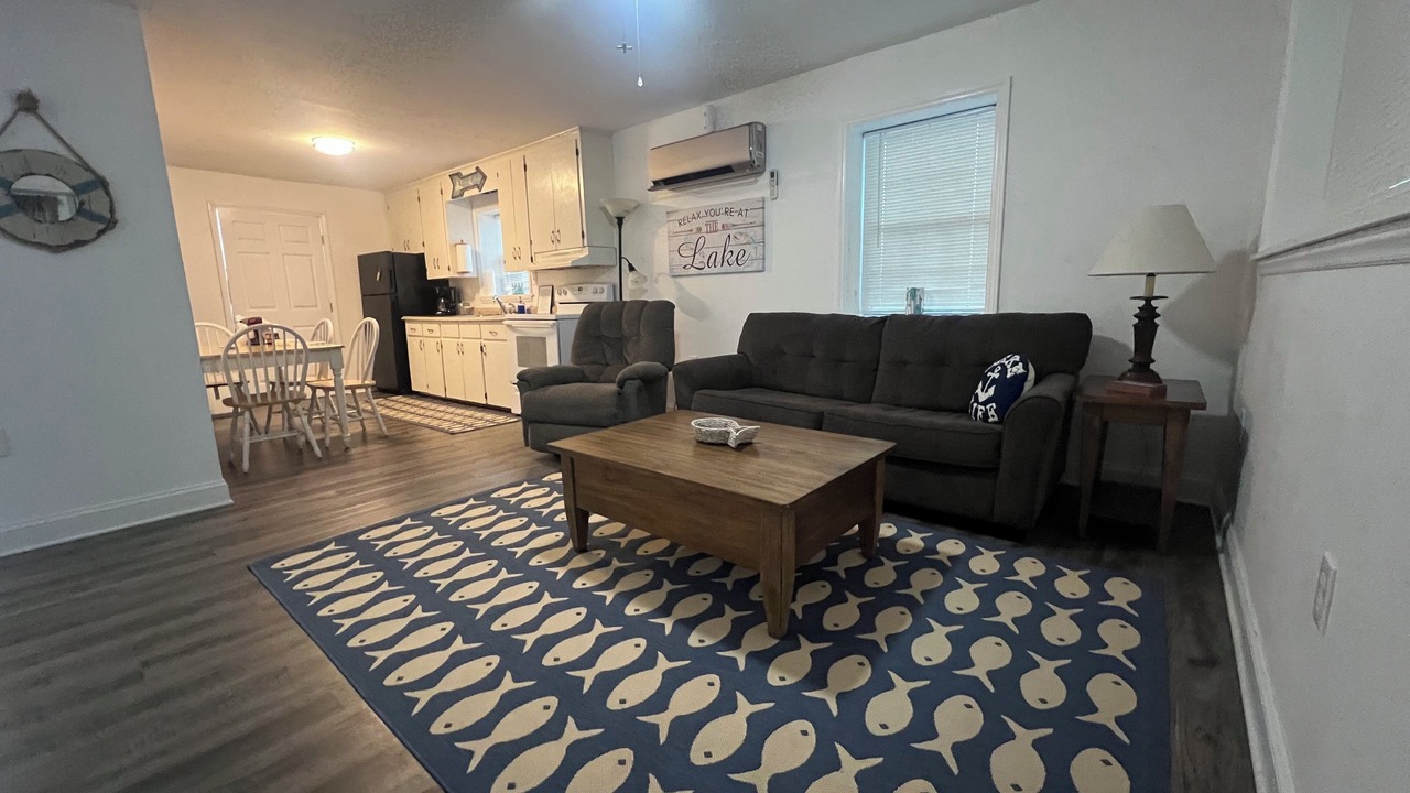 Photo of Livingroom in Clarksville