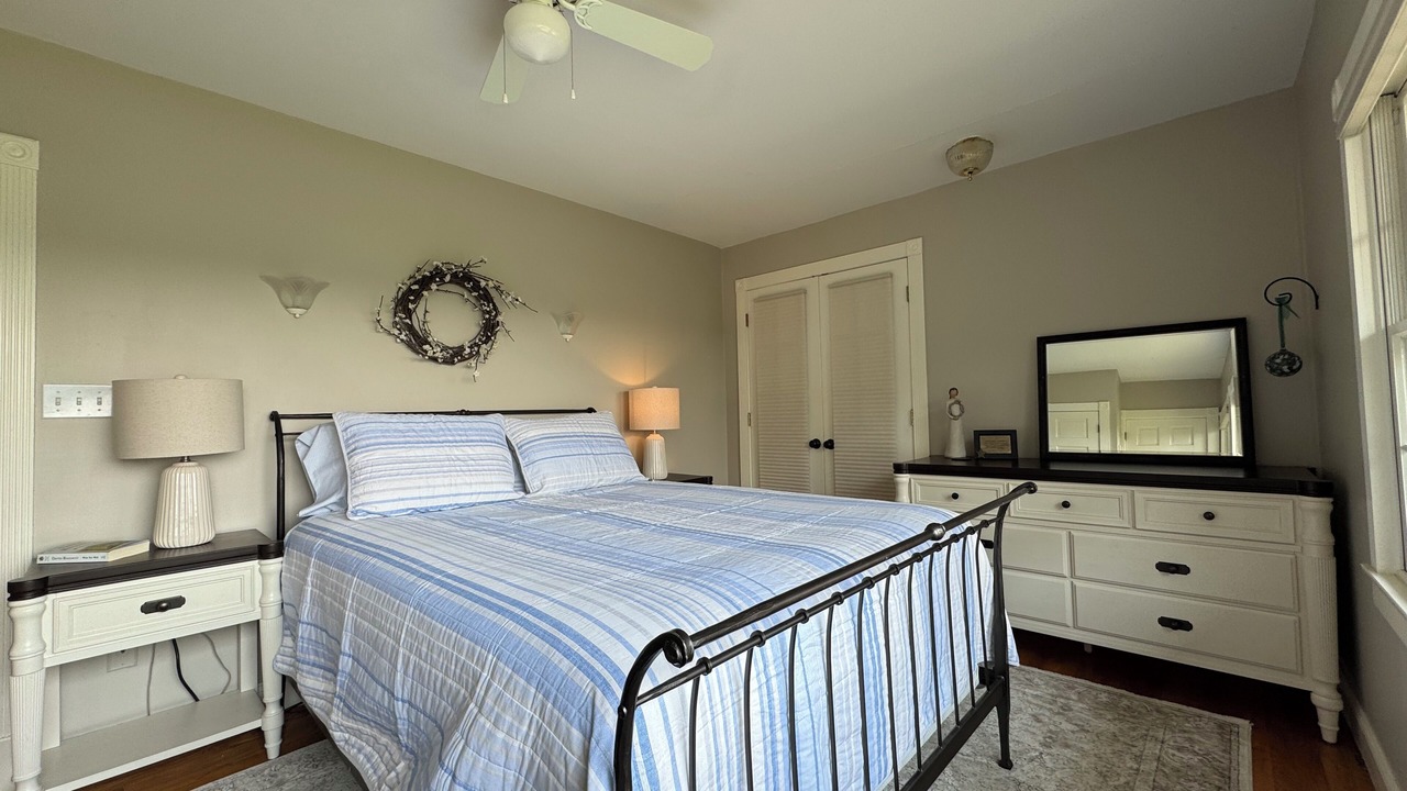 Photo of Bedroom in Pittsfield
