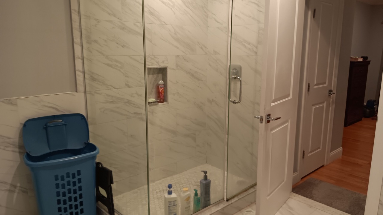 Photo of Bathroom in Plainedge