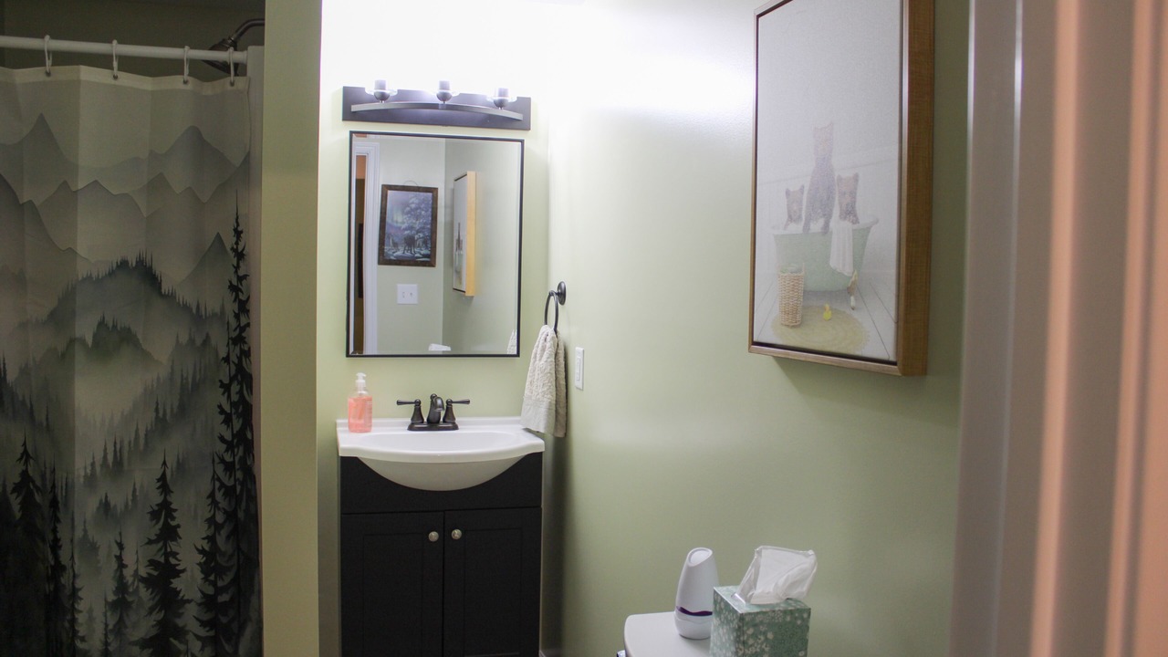 Photo of Bathroom in Silver Creek