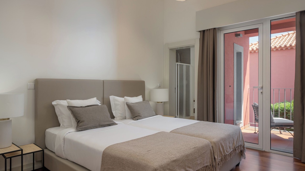 Photo of Bedroom in Calheta