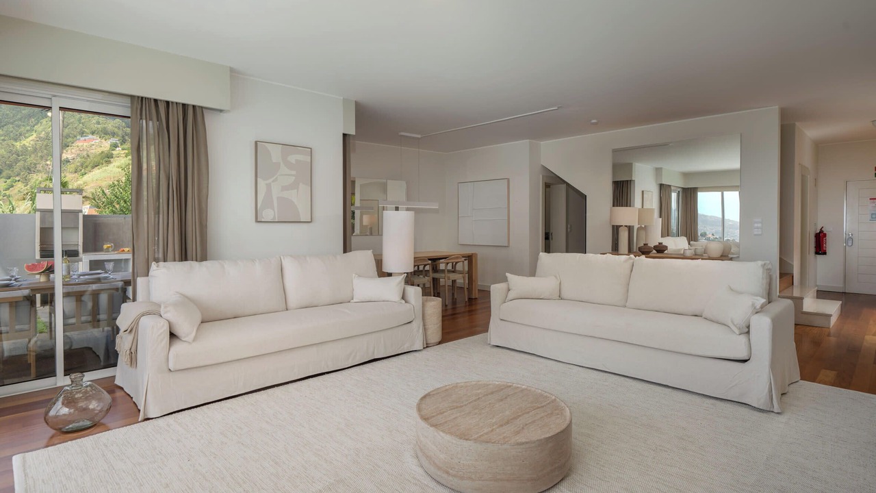 Photo of Livingroom in Calheta
