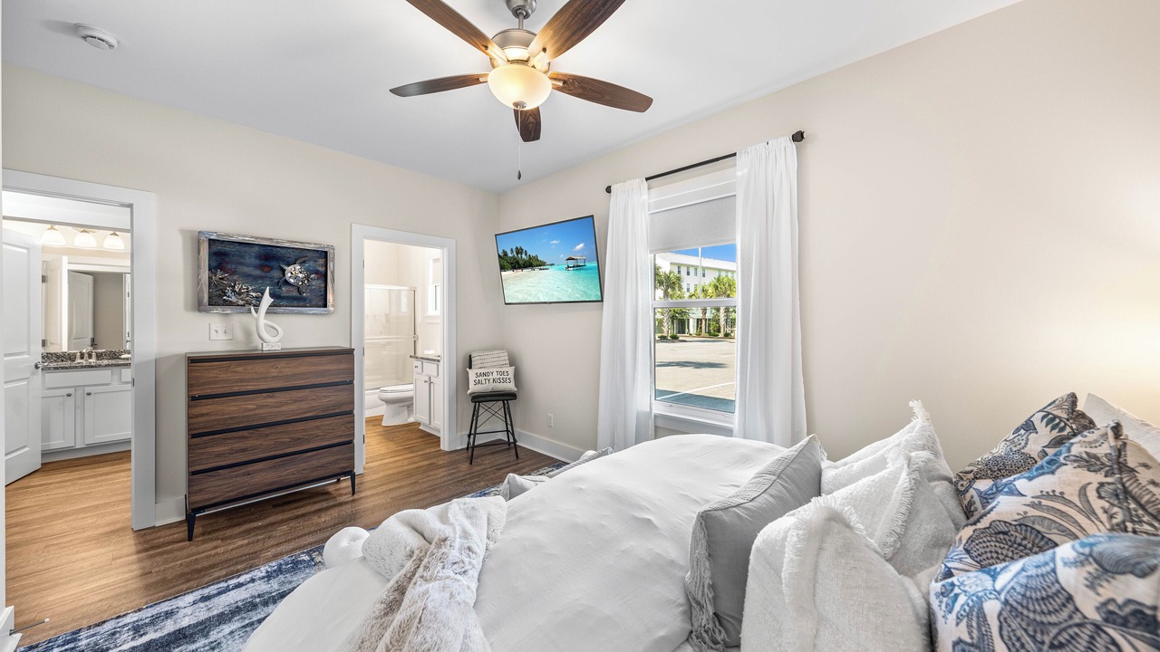 Photo of Bedroom in Santa Rosa Beach