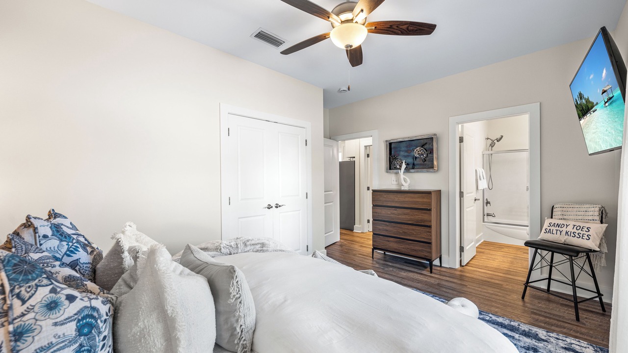 Photo of Bedroom in Santa Rosa Beach