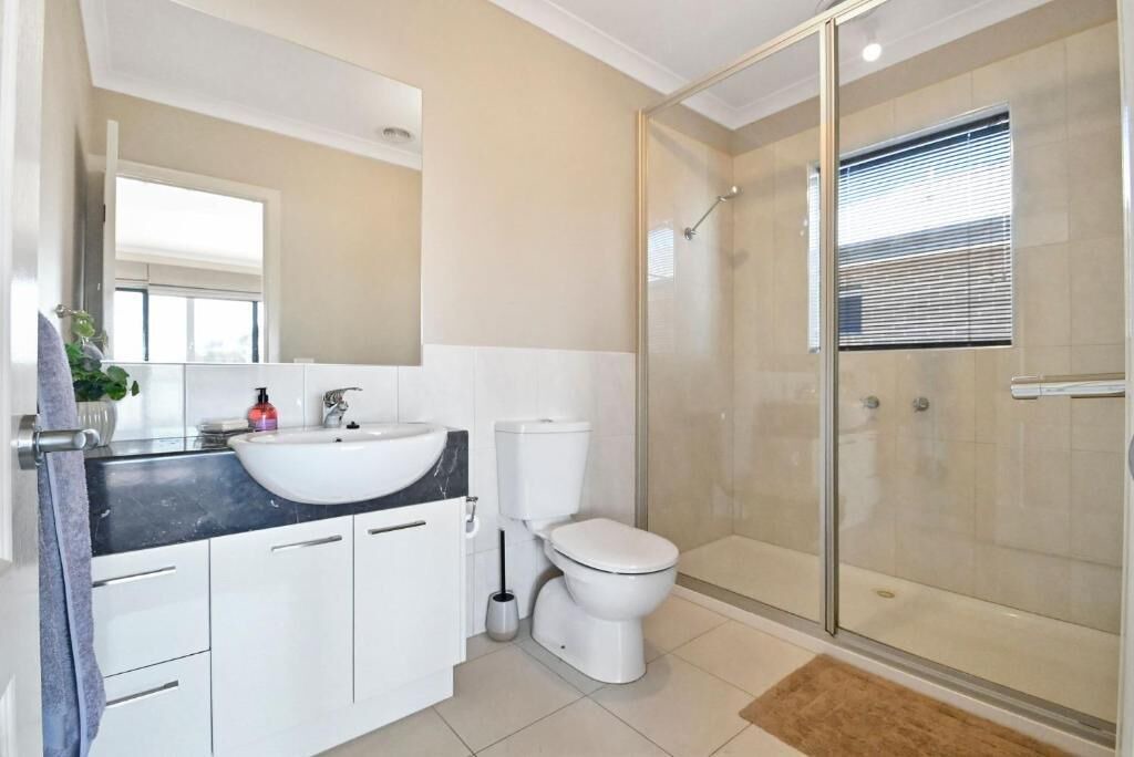 Photo of Bathroom in Yarrawonga