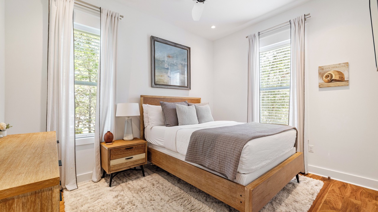 Photo of Bedroom in Seacrest