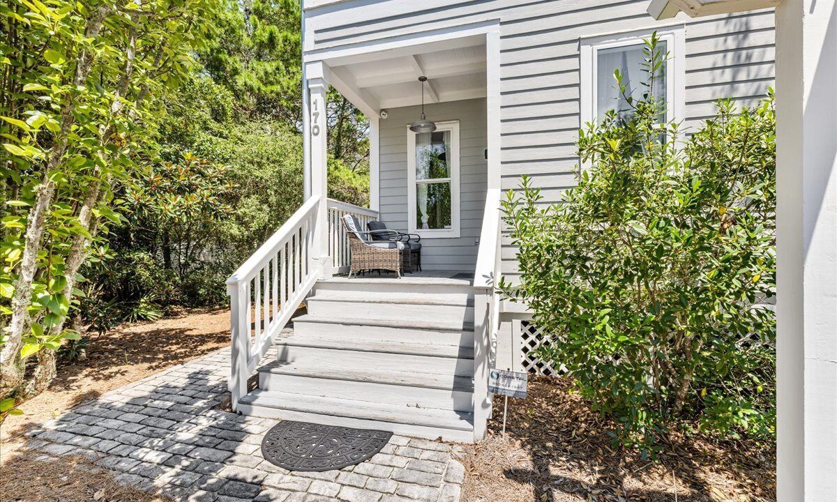 Photo of Patio Balcony in Seacrest