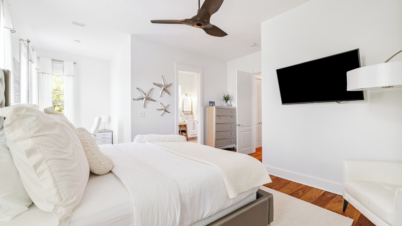Photo of Bedroom in Seacrest
