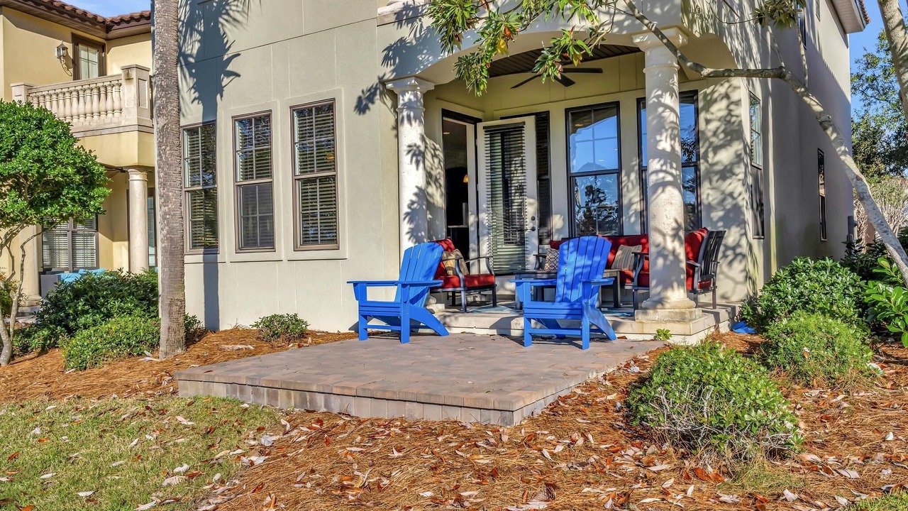Photo of Patio Balcony in Villa Lago