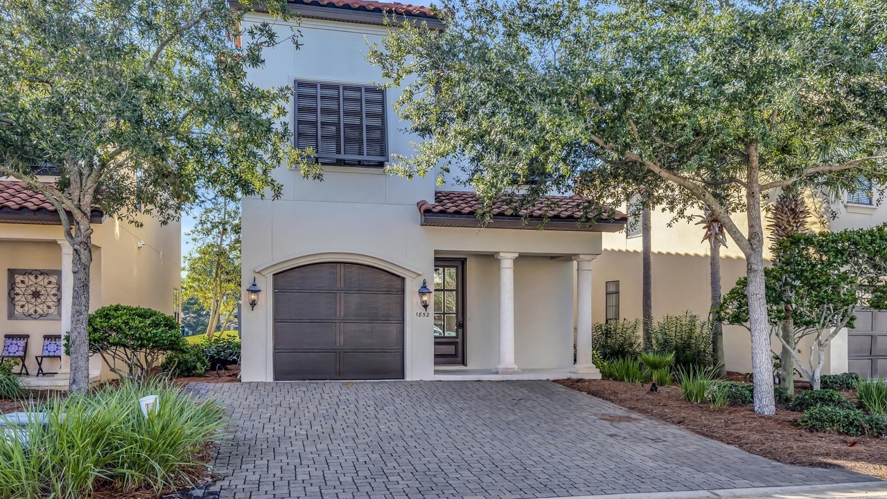 Photo of Outdoor in Villa Lago