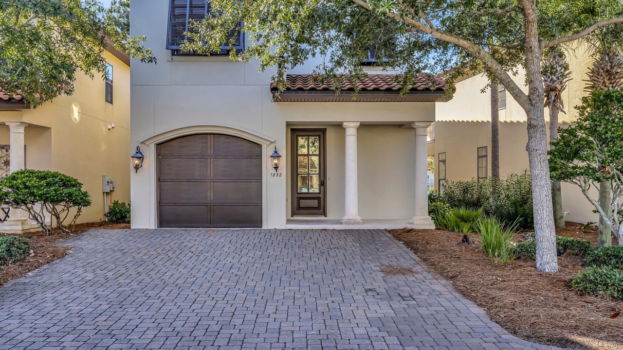 Photo of Outdoor in Villa Lago