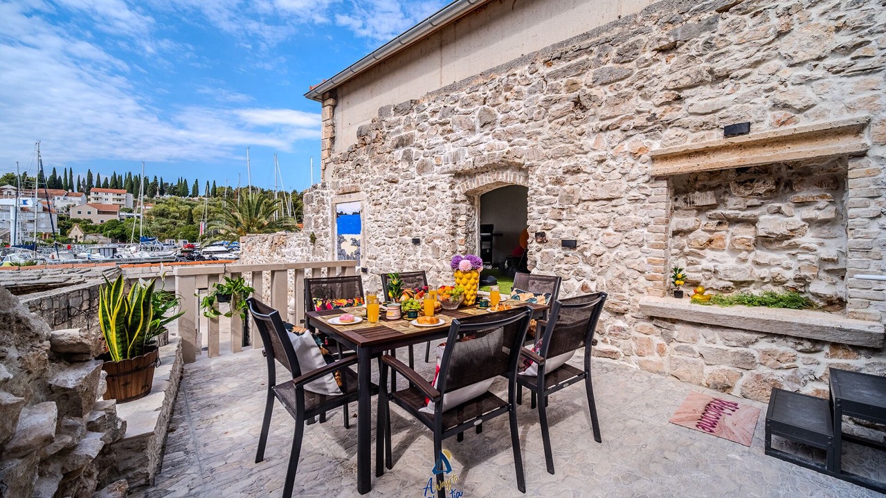 Photo of Outdoor in Milna (Brac)