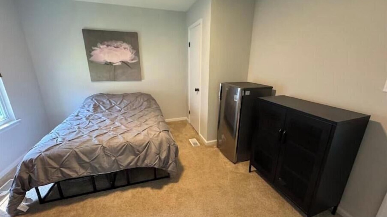 Photo of Bedroom in Central Newport News