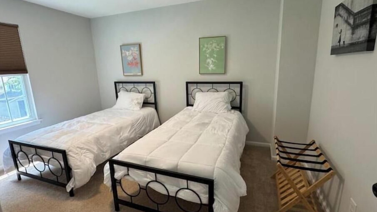 Photo of Bedroom in Central Newport News