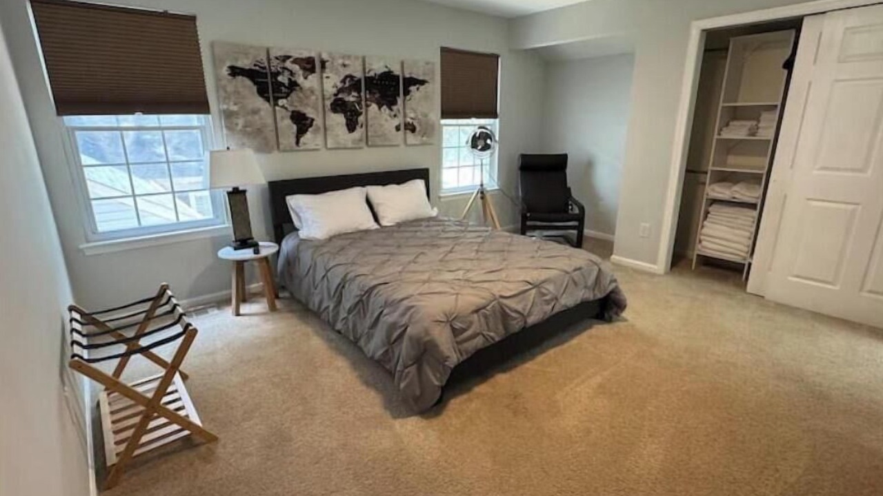 Photo of Bedroom in Central Newport News