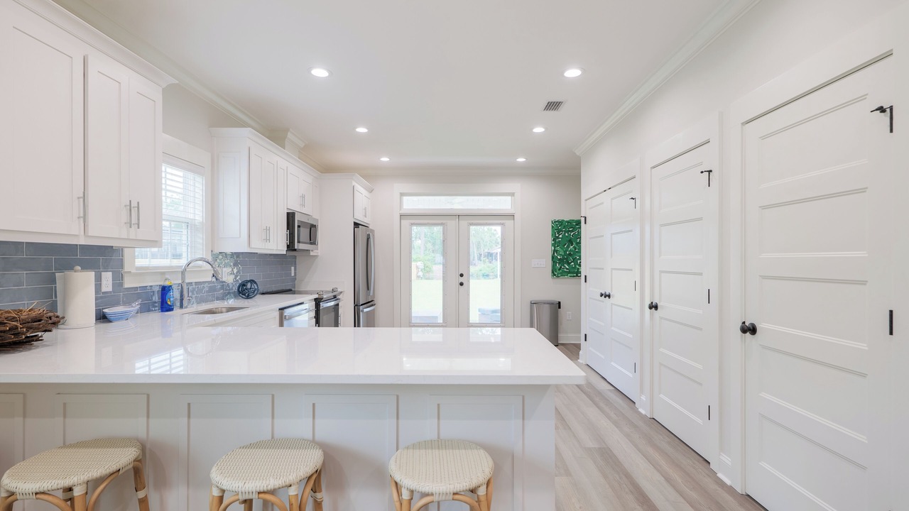 Photo of Kitchen in Lake Park