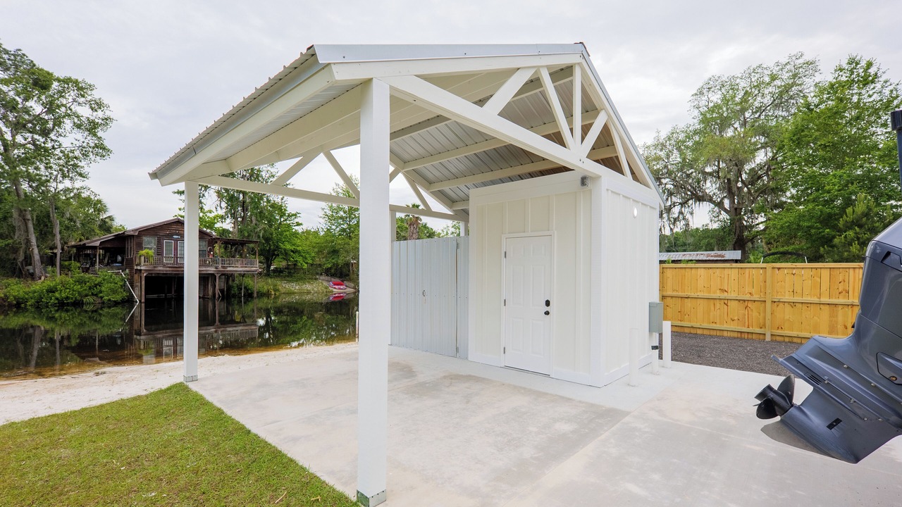 Photo of Outdoor in Lake Park