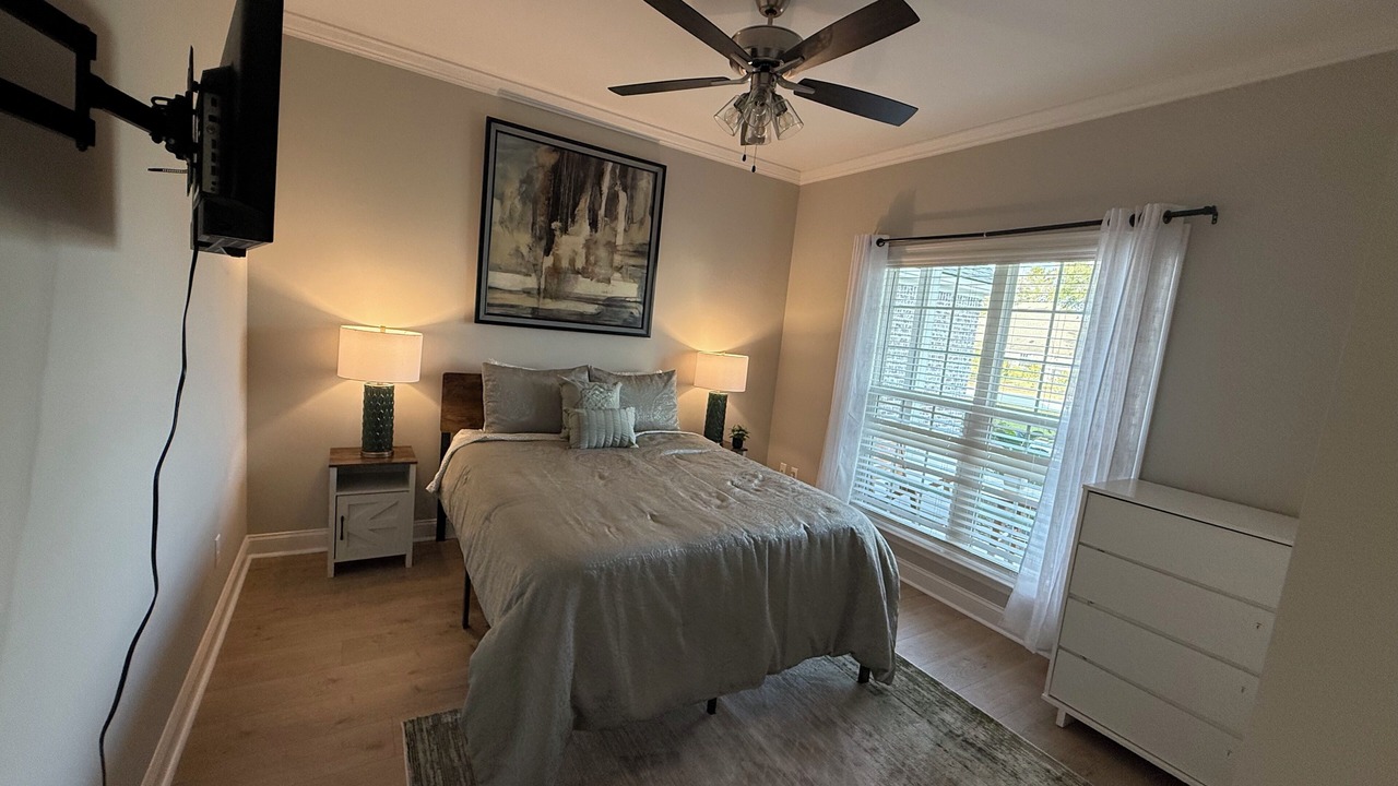 Photo of Bedroom in Lake Park