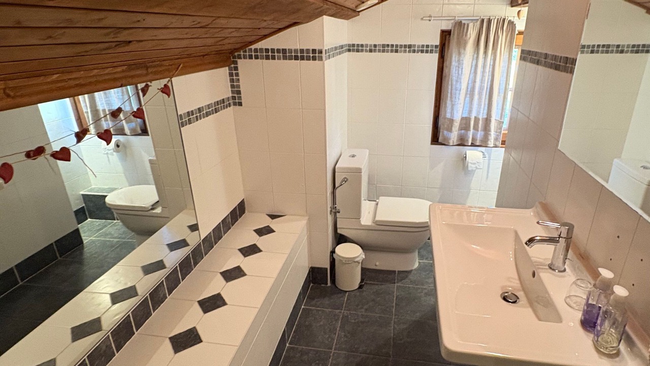 Photo of Bathroom in Les Carroz-d'Araches
