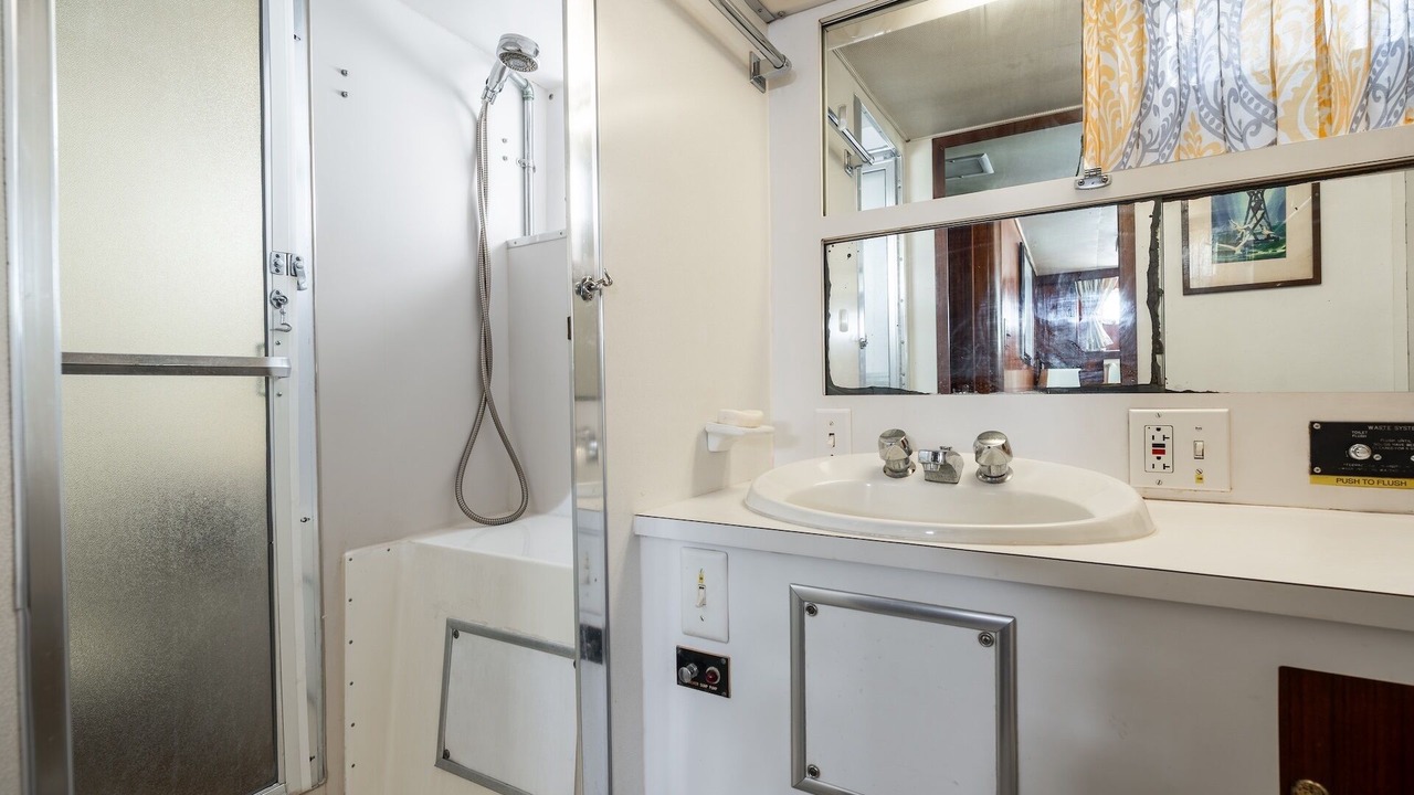 Photo of Bathroom in Aventura