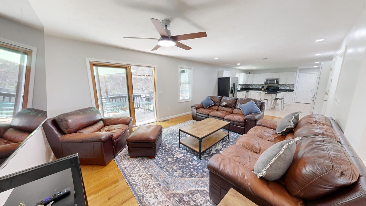 Photo of Livingroom in Worcester