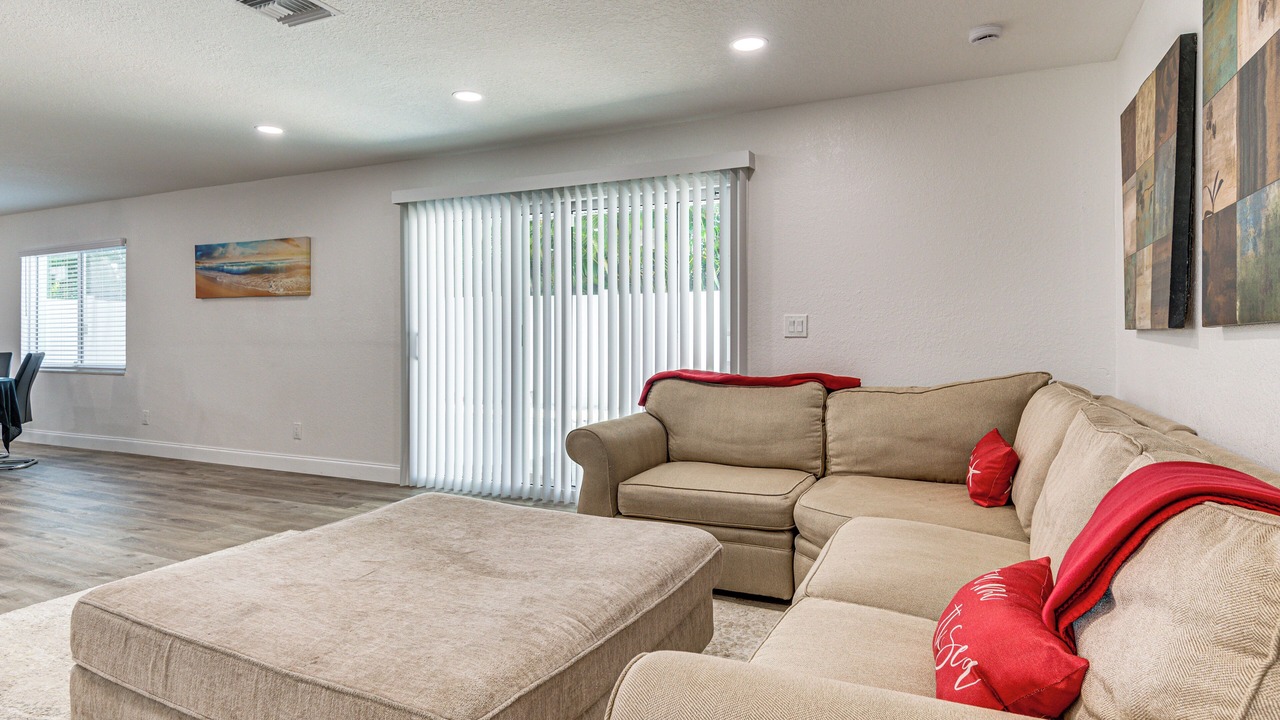 Photo of Livingroom in Venetian Way