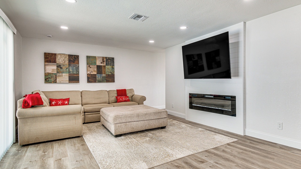 Photo of Livingroom in Venetian Way