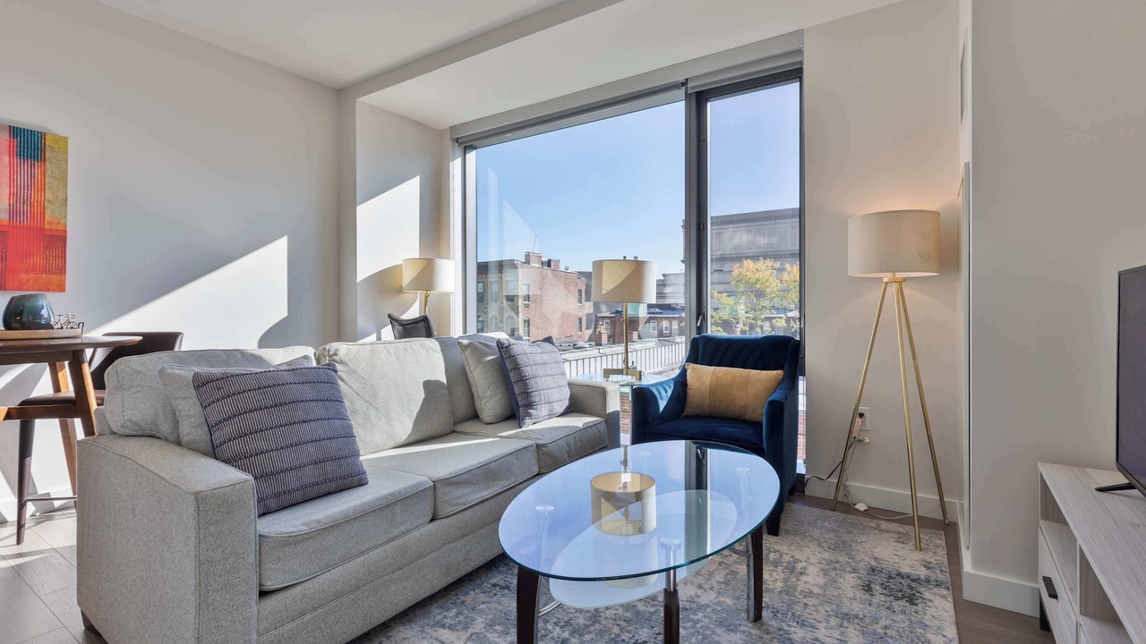 Photo of Livingroom in Back Bay