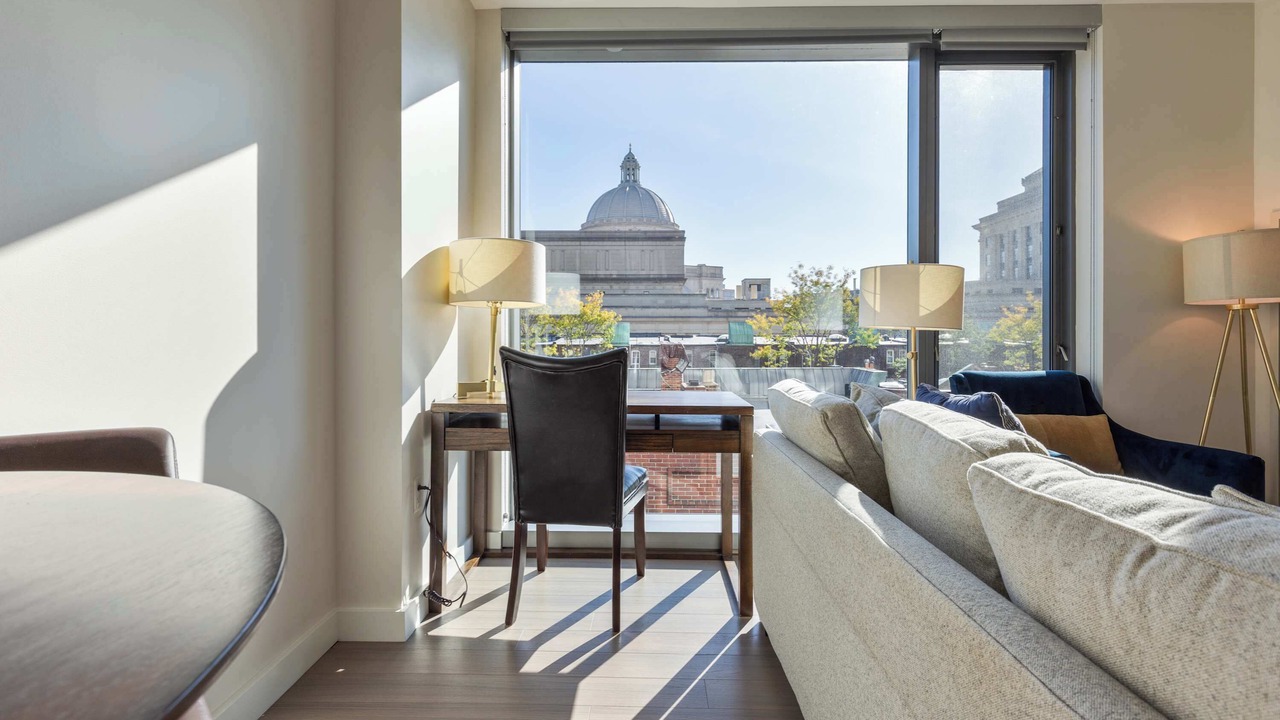 Photo of Livingroom in Back Bay