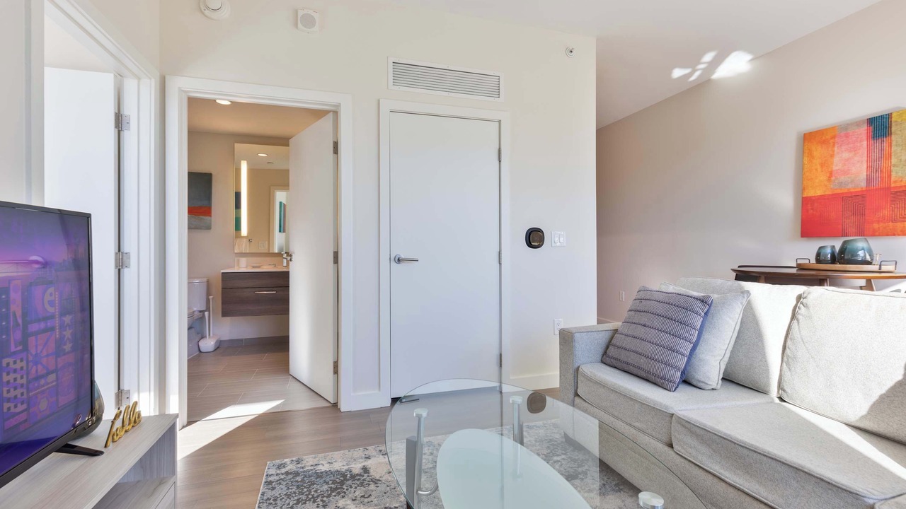 Photo of Livingroom in Back Bay