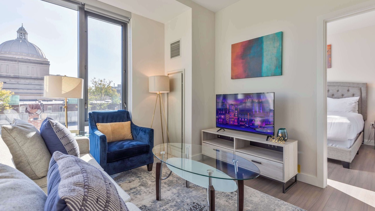 Photo of Livingroom in Back Bay