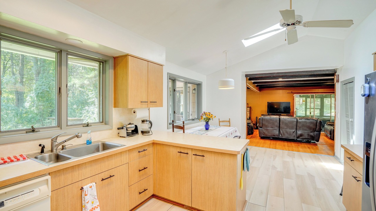 Photo of Kitchen in New Lebanon