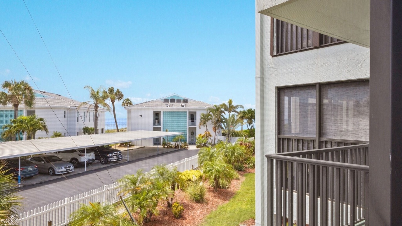 Photo of Patio Balcony in Holmes Beach