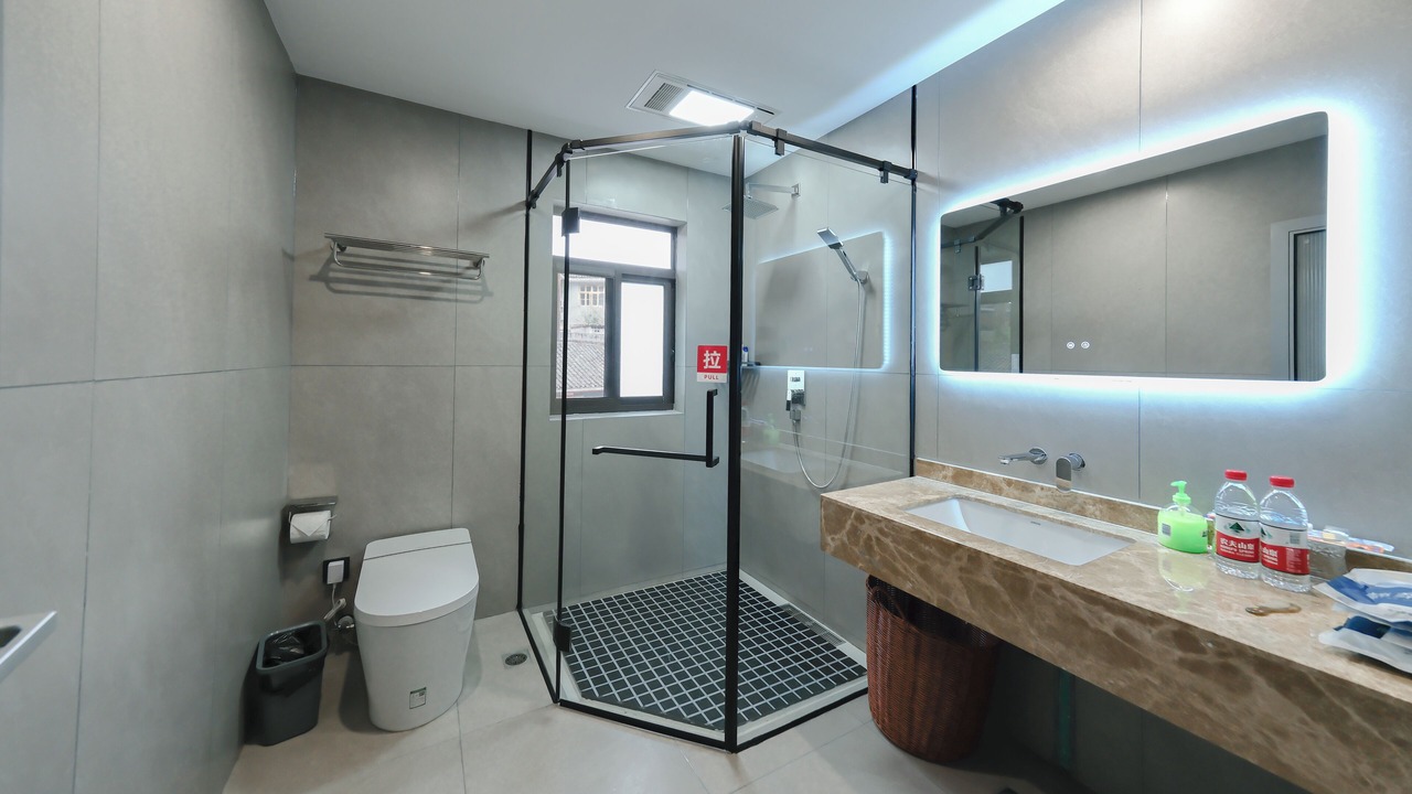 Photo of Bathroom in Fenghuang