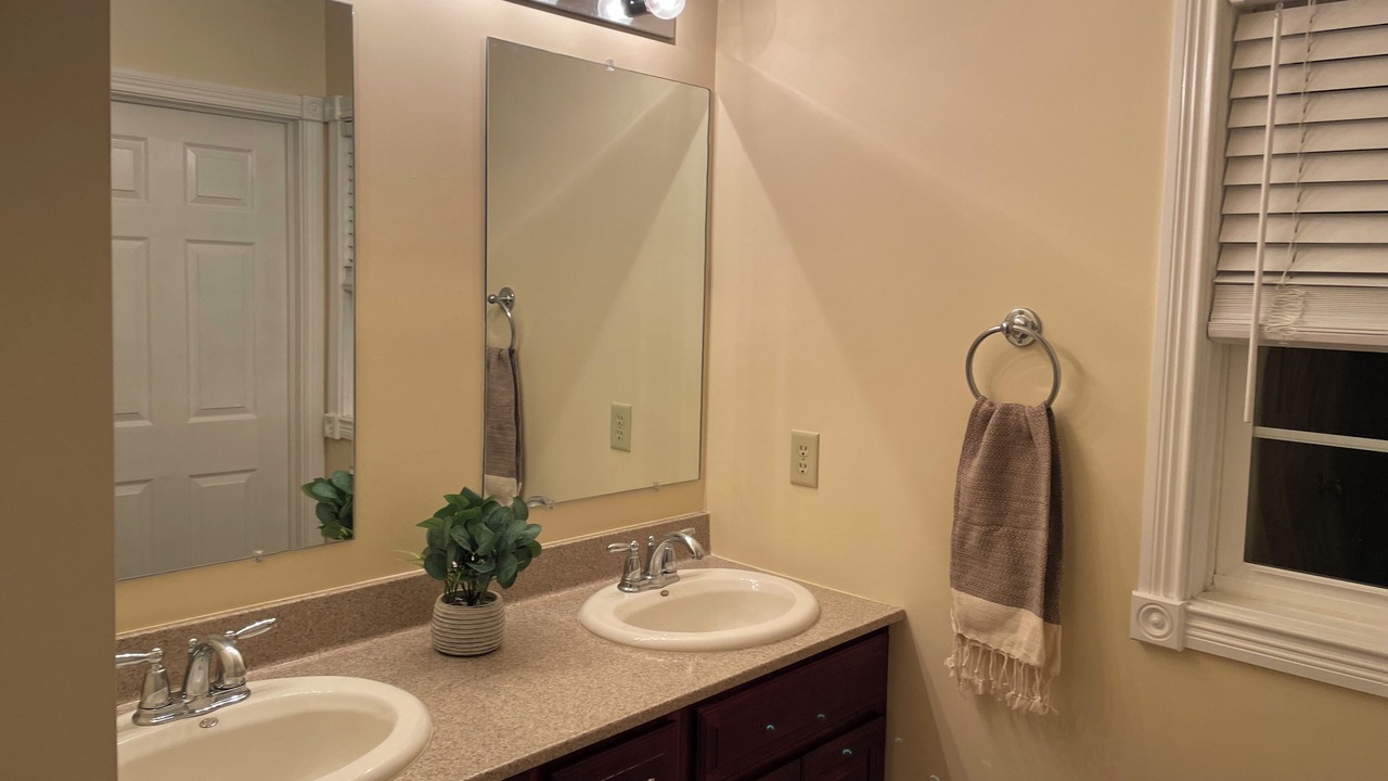 Photo of Bathroom in Williamstown