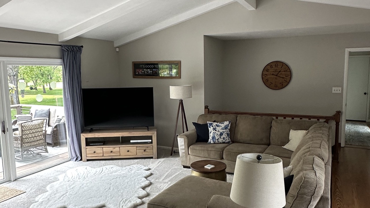 Photo of Livingroom in Granger