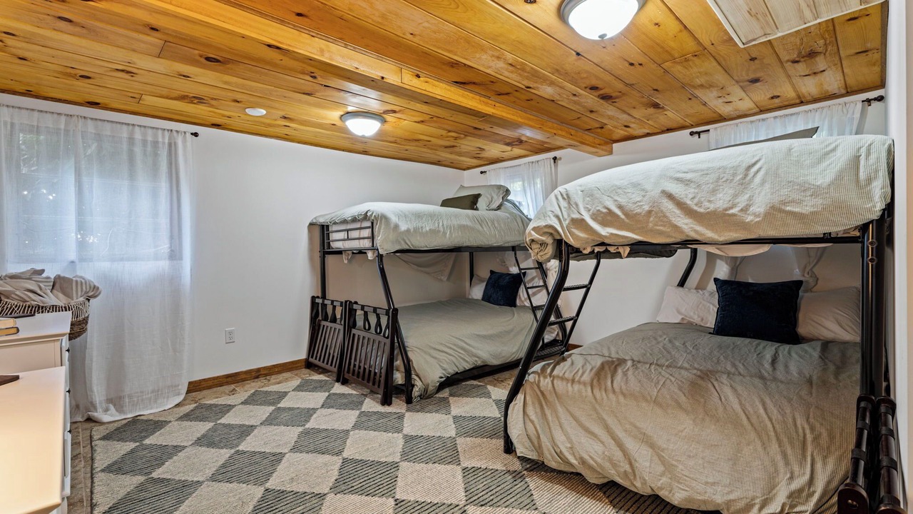 Photo of Bedroom in Valois