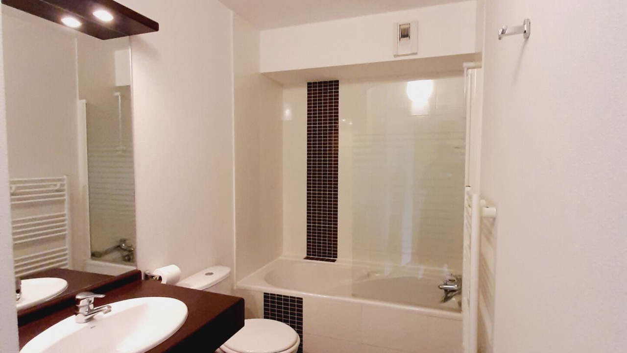 Photo of Bathroom in Sables-d'Or-les-Pins