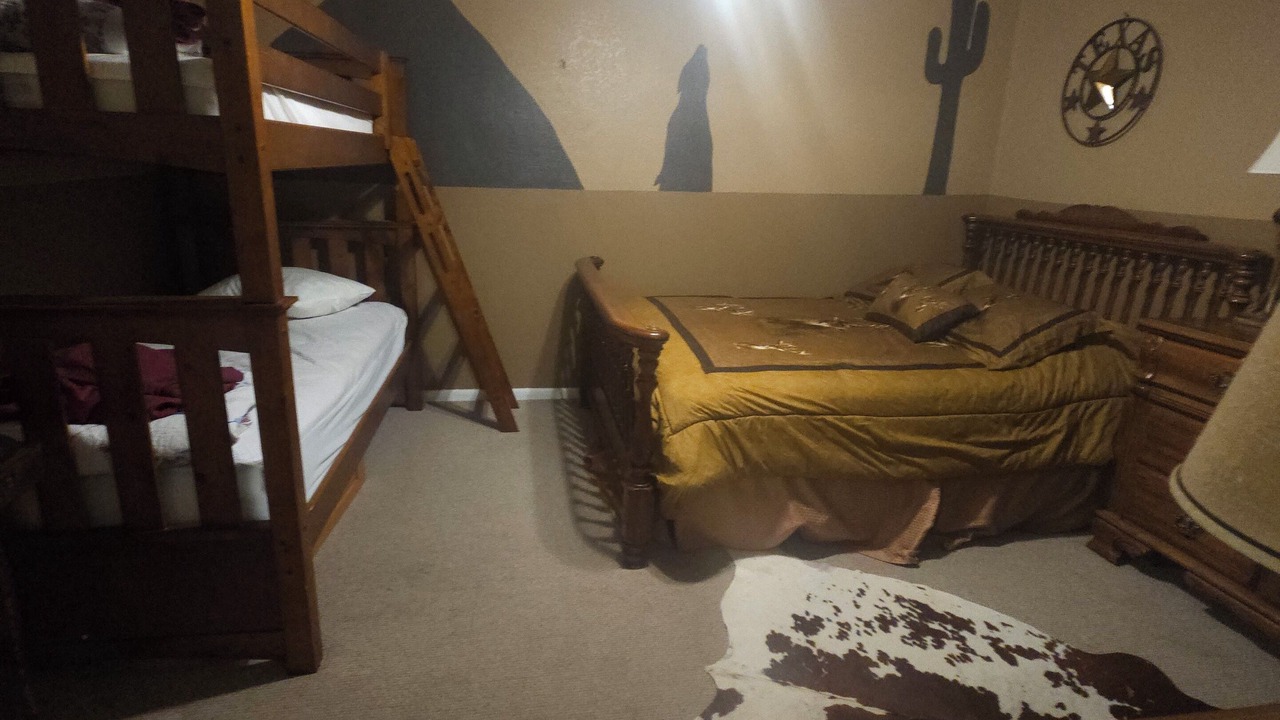 Photo of Bedroom in Dunnellon