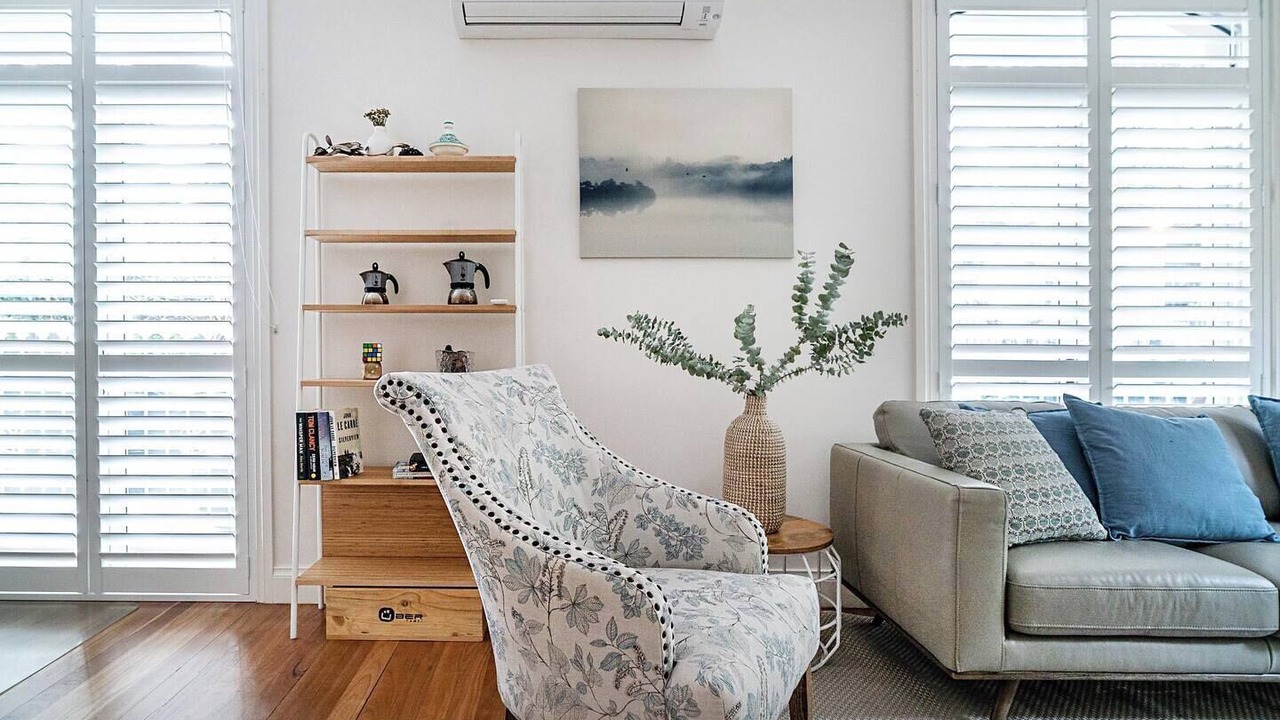 Photo of Livingroom in Newtown